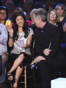 Kristi Yamaguchi hits the “Dancing” audience a week ahead of her return to the show for its 200th episode, Oct. 26, 2010