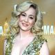 2010 CMA Awards Red Carpet: Kellie Pickler Is ‘Excited’ To Present Song Of The Year
