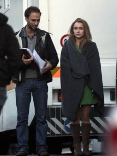 “Hero’s” star Hayden Panettiere is pictured on set while filming “The Amanda Knox Story” in Rome, Italy on November 19, 2010