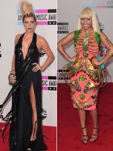 Ke$ha and Nicki Minaj at the 2010 American Music Awards