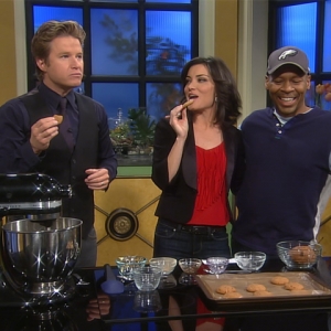 Access Hollywood Live: Kevin Eubanks Delivers Yummy-Tummy Cookies
