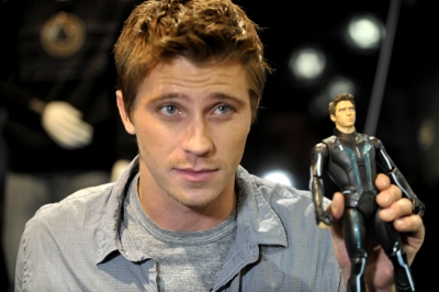 Garrett Hedlund gives a smile at Disney’s “Tron: Legacy” booth during Comic-Con 2010 at San Diego Convention Center on July 23, 2010

