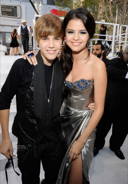 Justin Bieber and Selena Gomez arrive at the 2010 MTV Video Music Awards held at Nokia Theatre L.A. Live in Los Angeles on September 12, 2010 