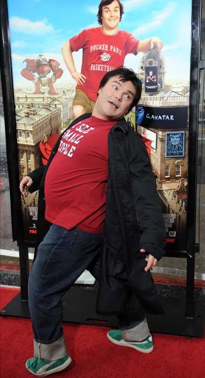 Jack Black strikes a pose at the premiere of “Gulliver’s Travels”  at the Chinese Theater in Hollywood on December 18, 2010