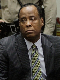 Dr. Conrad Murray Pleads Not Guilty To Involuntary Manslaughter
