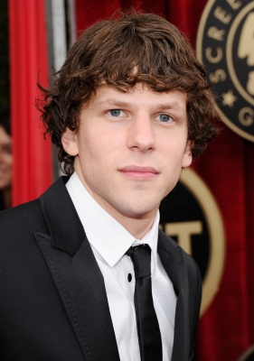 Jesse Eisenberg arrives at the 17th Annual Screen Actors Guild Awards held at The Shrine Auditorium, Los Angeles, January 30, 2011
