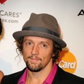 Jason Mraz arrives at the 2011 MusiCares Person of the Year Tribute to Barbra Streisand held at the Los Angeles Convention Center on February 11, 2011