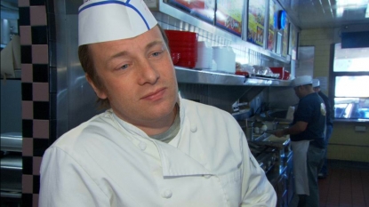 Jamie Oliver chats with Access Hollywood (Feb. 2011)