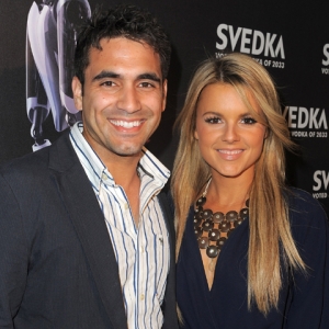Have Ali & Roberto Set A Date For Their Wedding Yet? (April 8, 2011)
