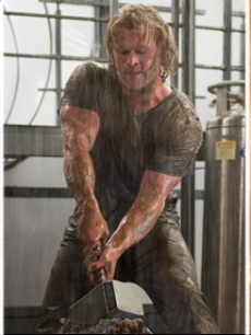  Hugh Jackman/ Chris Hemsworth/ Jake Gyllenhaal