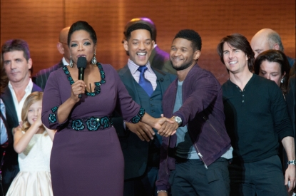 Simon Cowell, Jackie Evancho, Oprah Winfrey, Will Smith, Usher and Tom Cruise on stage at “Oprah! A Farewell Spectacular” at the United Center in Chicago, Illinois on May 17, 2011 