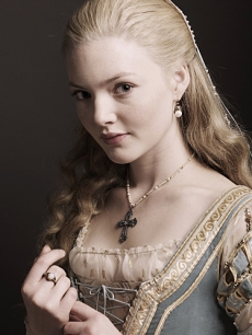 Holliday Grainger as Lucrezia Borgias in “The Borgias”