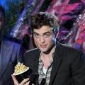 Robert Pattinson accepts the Best Male Performance Award onstage during the 2011 MTV Movie Awards at Universal Studios’ Gibson Amphitheatre in Universal City, Calif., on June 5, 2011