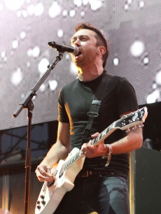 Tim McIlrath tears it up with Rise Against at KROQ’s Weenie Roast on June 4, 2011