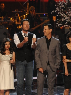 Jared Blake, Xenia, Blake Shelton, Carson Daly, Dia Frampton and Patrick Thomas after their performance of “This Love,” the Maroon 5 song, on “The Voice,” June 7, 2011