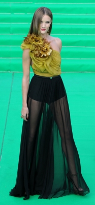 “Transformers” star Rosie Huntington-Whiteley looking glam prior to the opening ceremony of the Moscow International Film Festival in Moscow on June 23, 2011

