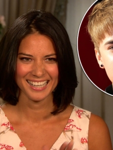Olivia Munn chats with Access Hollywood on August 25, 2011 / inset: Justin Bieber