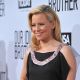 Elizabeth Banks steps out at the premiere of “Our Idiot Brother” on August 16, 2011 in Los Angeles