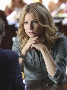 Emily VanCamp as Emily Thorne in “Revenge”