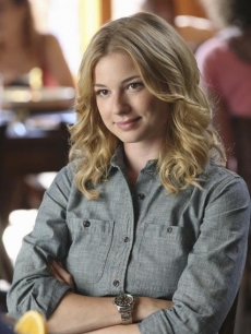 Emily VanCamp as Emily Thorne in “Revenge”