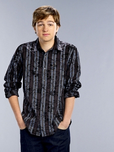 Angus T. Jones’ ‘Two and a Half Men’ cast shot