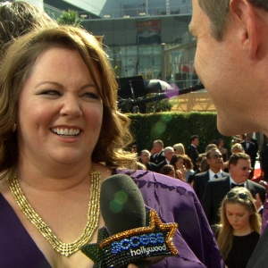 2011 Emmy Awards Red Carpet: Melissa McCarthy On Her Unbelievable Year!

