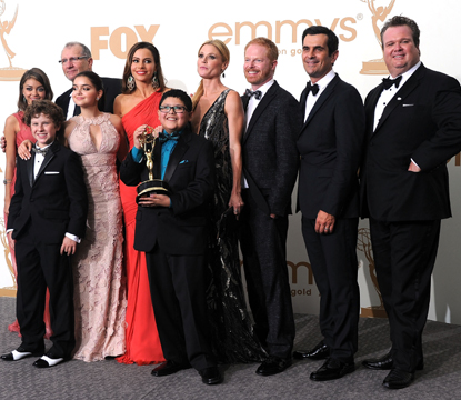 Sarah Hyland, Nolan Gould, Ariel Winter, Ed O’Neill, Sofía Vergara, Rico Rodriguez, Julie Bowen, Jesse Tyler Ferguson, Ty Burrell and Eric Stonestreet of ‘Modern Family’ pose in the press room after winning Outstanding Comedy Series during the 63rd Annual Primetime Emmy Awards