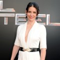 Evangeline Lilly sports white at the ‘Real Steel’ Los Angeles premiere at The Gibson Amphitheatre in Universal City, Calif. on October 2, 2011 