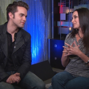 Dish Of Salt: Thomas Dekker’s ‘Awesome’ Halloween On ‘The Secret Circle’