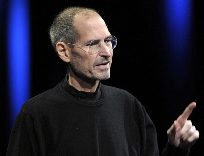Steve Jobs, chief executive officer of Apple Inc., unveils the iCloud storage system at the Apple Worldwide Developers Conference 2011 in San Francisco, California, U.S., on Monday, June 6, 2011