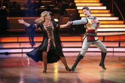 Tristan MacManus and Nancy Grace perform during Week 6 of ‘Dancing with the Stars,’ Season 13, Oct. 24, 2011