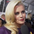 2011 AMAs Red Carpet: What Is Jenny McCarthy Looking For In A Man?