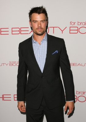 Josh Duhamel attends the “Beauty Book For Brain Cancer” event on November 14,2011