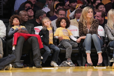 Heidi Klum, Seal and their children (Henry Samuel, Leni Samuel and Johan Samuel) attend an LA Lakers game on January 7, 2011