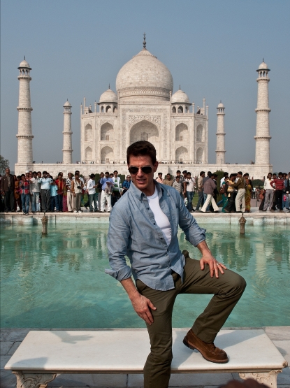 Tom Cruise poses at the Taj Mahal in Agra, India, on December 3, 2011