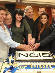 Brian Dietzen, David McCallum, Pauley Perrette, Mark Harmon, Sean Murray, Cote de Pablo and Michael Weatherly celebrate the 200th episode of ‘NCIS,’ Valencia, Calif., January 3, 2011