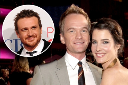Neil Patrick Harris and Cobie Smulders, inset: Jason Segel