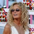 Farah Fawcett hits the MTV VMA red carpet in 2004