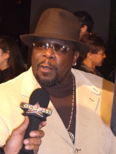 Cedric The Entertainer shares his fun stuff with Access