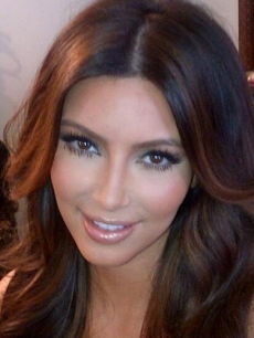 Kim Kardashian shows off her new hair color on Twitter on January 20, 2012