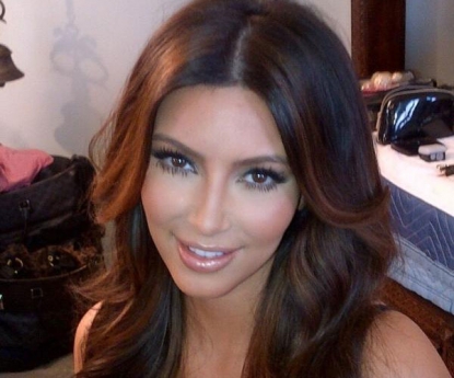 Kim Kardashian shows off her new hair color on Twitter on January 20, 2012