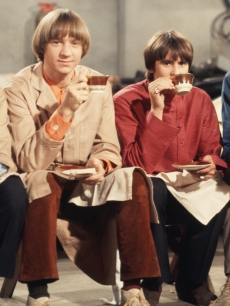 Davy Jones, Mickey Dolenz, Peter Tork and Mike Nesmith on the set of the television show ‘The Monkees’ in Los Angeles in December 1967 