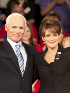 Ed Harris as John McCain and Julianne Moore as Sarah Palin in HBO’s ‘Game Change’