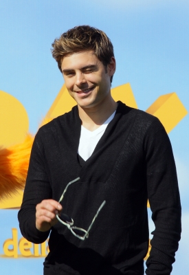 Zac Efron throws a wink at photographers at the ‘Dr. Seuss’ The Lorax’ photocall in Rome on March 9, 2012 
