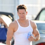 Mark Wahlberg shows off his guns on the set of ‘Pain And Gain’  in Miami on April 4, 2012
