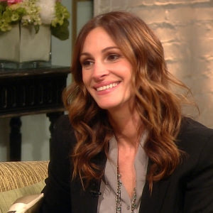 Julia Roberts Reveals Dream Job & Favorite Things
