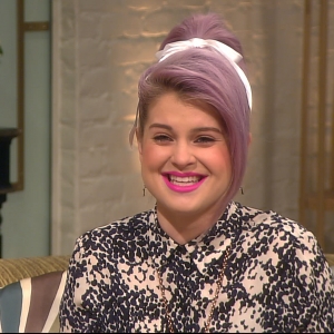Kelly Osbourne Talks Staying Skinny & Her ‘Hot’ NewNowNext Awards Makeout!
