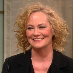 Cybill Shepherd On Past Loves & Almost-Loves: Elvis Presley, Robert DeNiro & More
