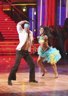 William Levy and Cheryl Burke conquer the salsa on ‘Dancing with the Stars’ Week 3, April 2, 2012