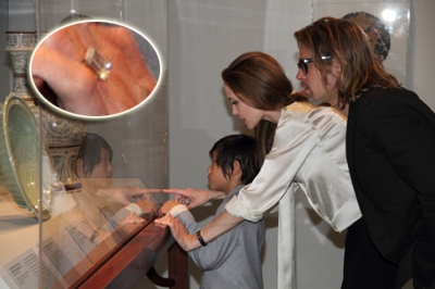 Angelina Jolie, Brad Pitt and son Pax are spotted at the Los Angeles County Museum of Art (LACMA) on April 11, 2012